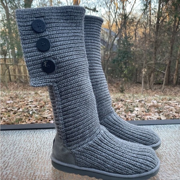 UGG Classic Cardy Knit Boots Womens Size 8 Gray - Picture 1 of 8